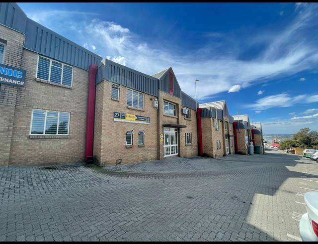374M² WAREHOUSE TO LET IN KYA SANDS